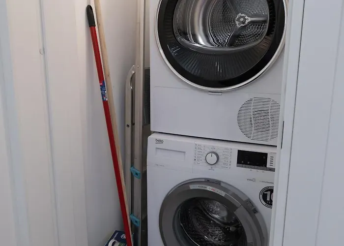 Brand New Luxurious Seafront With View - Prime Location Apartament St Paul's Bay